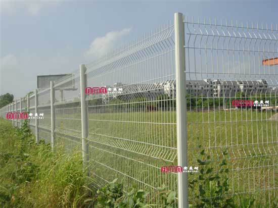 型号：ZZRS-12408 桃型柱护栏网